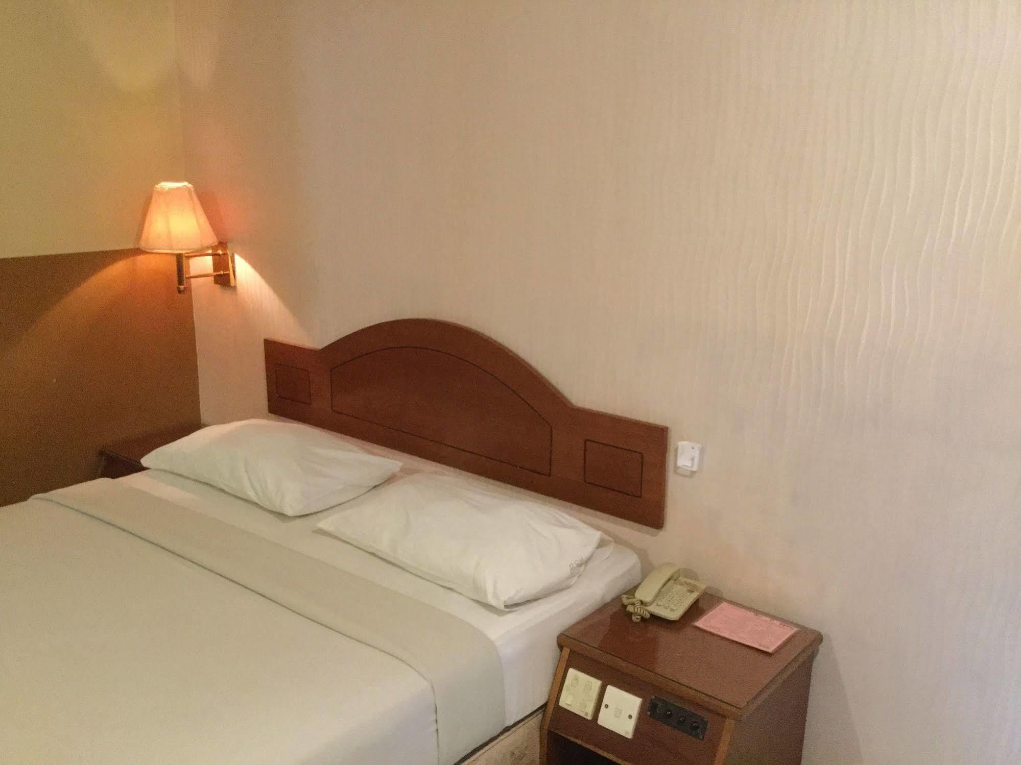 Batam Star Hotel Eksteriør bilde